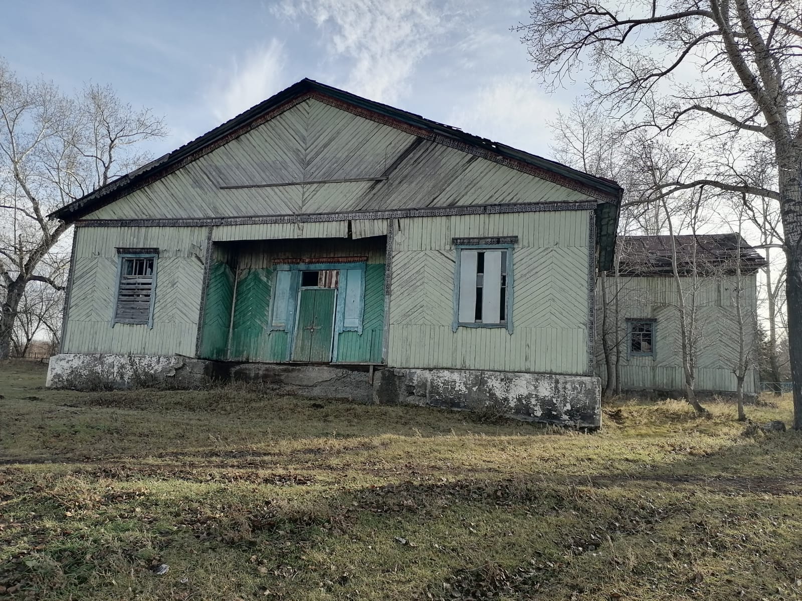 В с. Кучук выставлено на торги старое здание дома культуры.